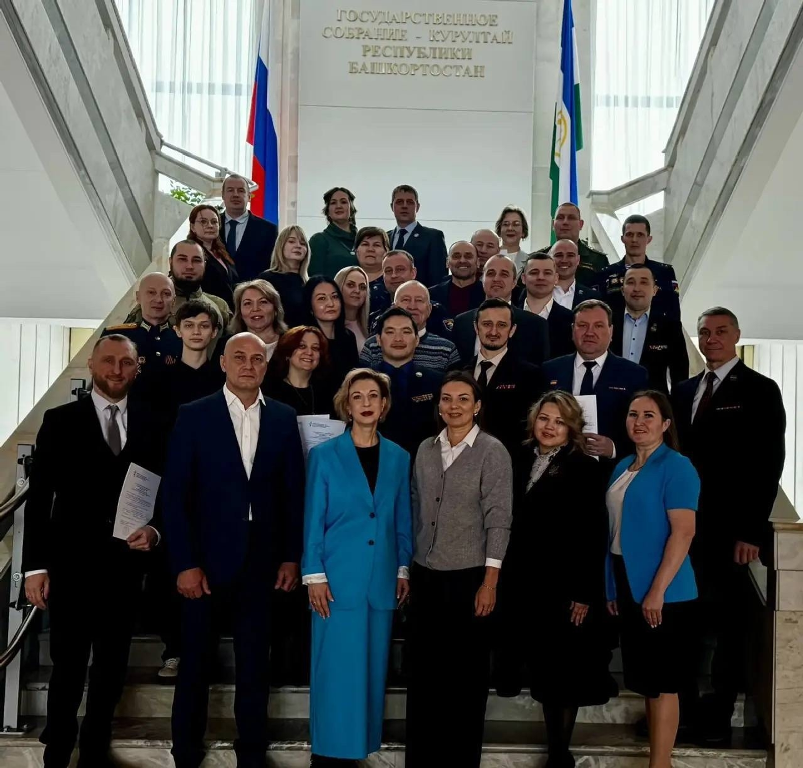 Программа финалсыларына сертификаттар тапшырылды