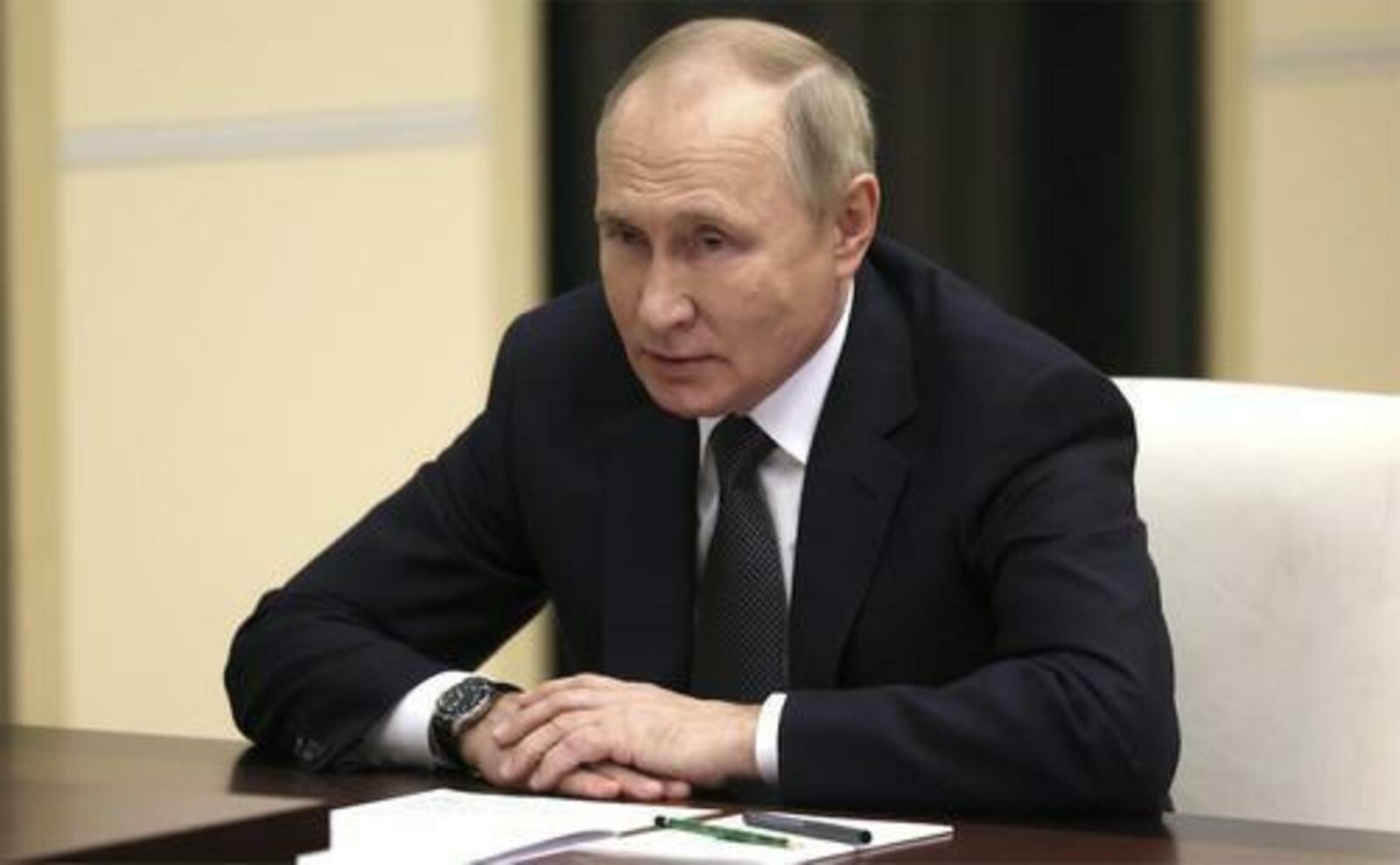 Глава МЧС доложил Путину о прохождении пика паводка в Орске и Оренбурге