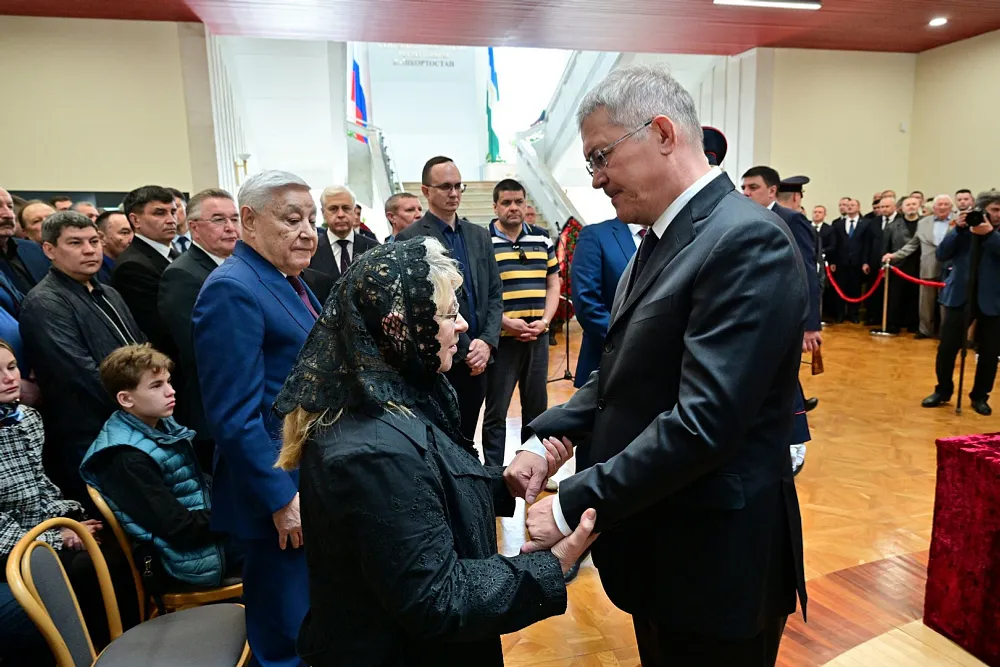 Өфөлә Константин Толкачевты һуңғы юлға оҙаттылар