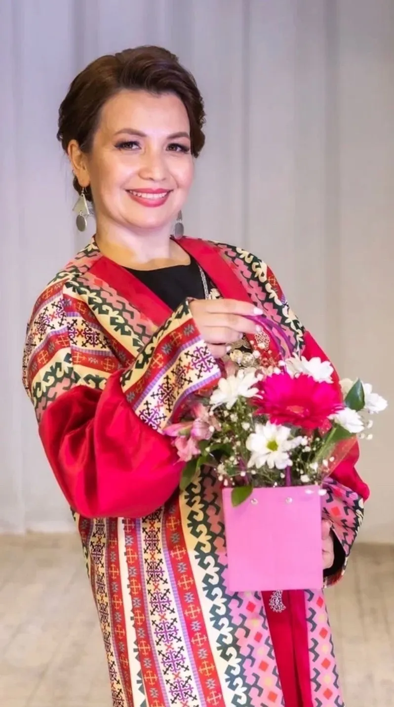 Алда тағы яңы балҡыштарың көтһөн, Әлиә!