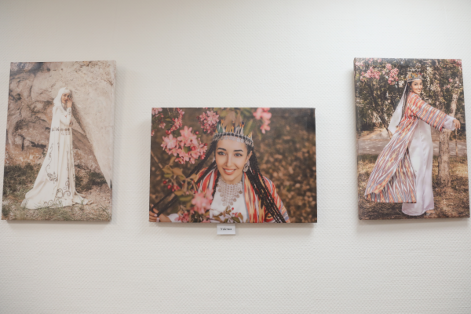 Бик матур күргәҙмә асылды