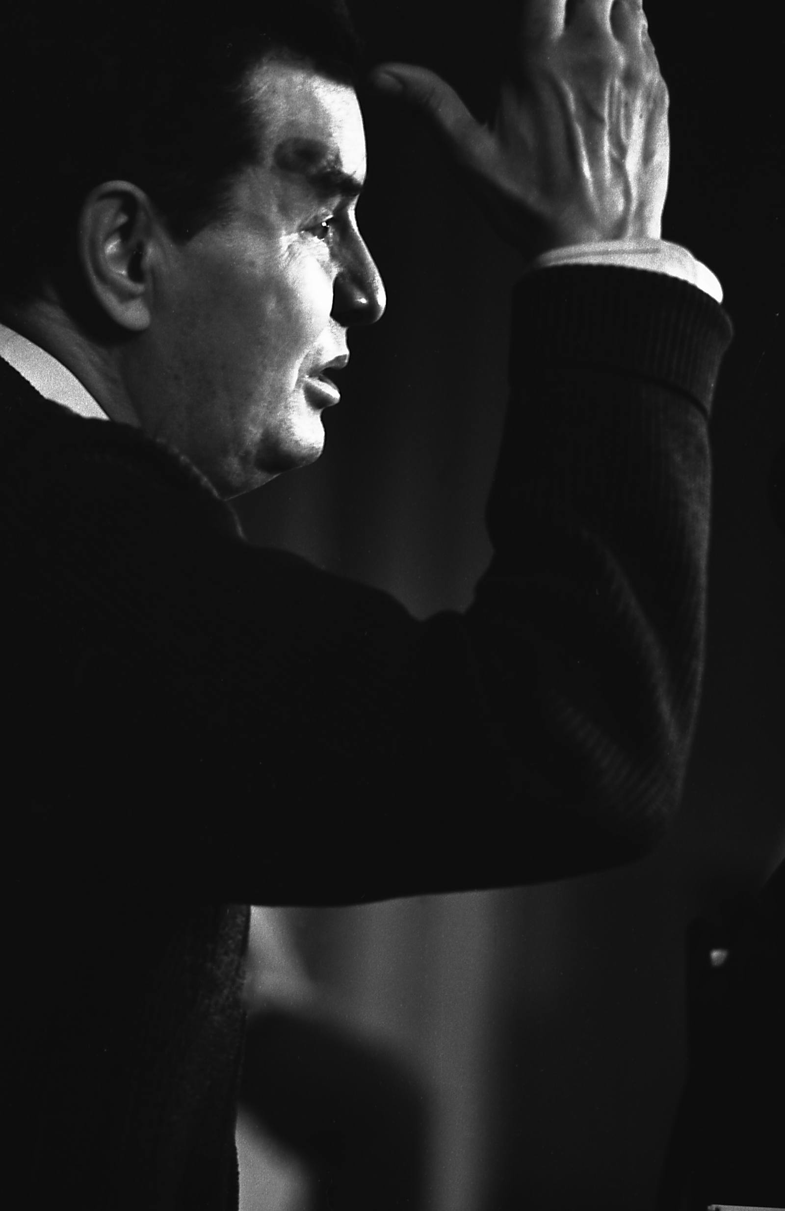 Тол ҡатындар һәм аяҡһыҙҙар бейеүе