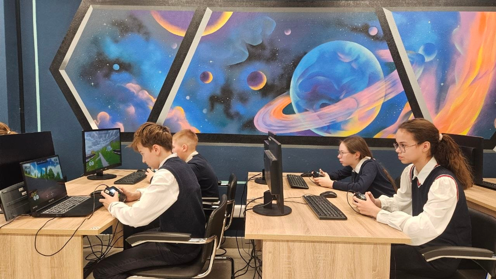 Вуз-ара кампуста Йыһан аҙналығы уҙҙы