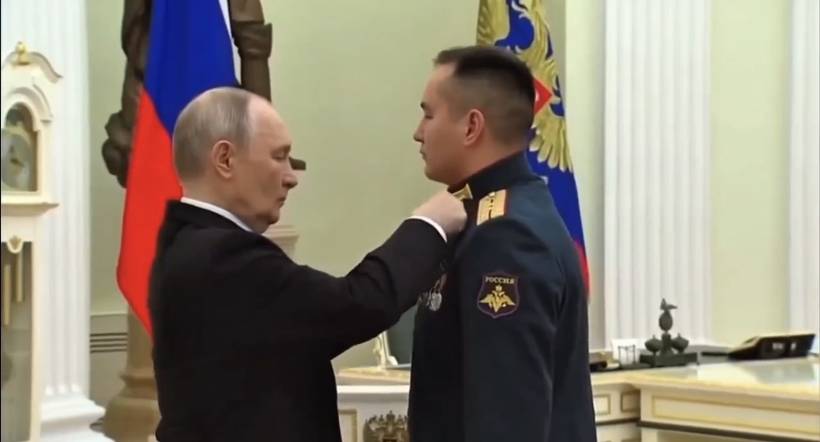 Ғорурланабыҙ Геройыбыҙ менән!