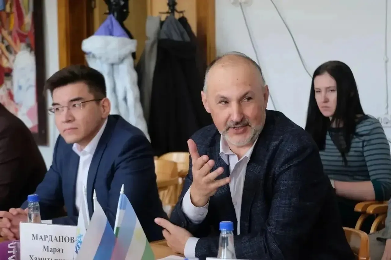 Йәштәргә – хәүефһеҙ интернет мөхит