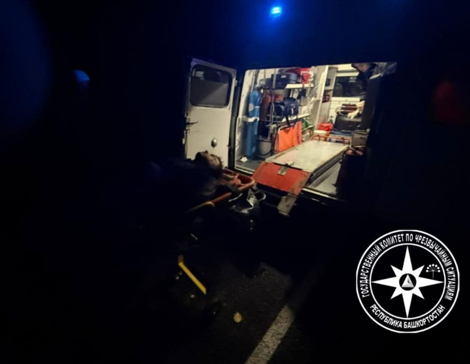 Турист ҡаянан осҡан