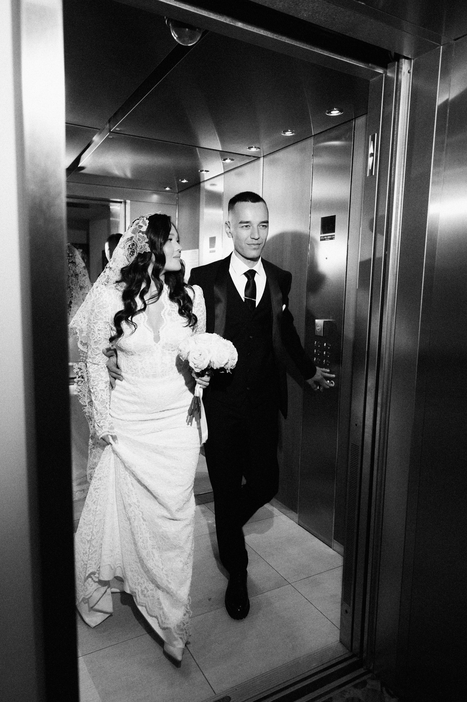 Наҙгөл Отузова кейәүгә сыҡты